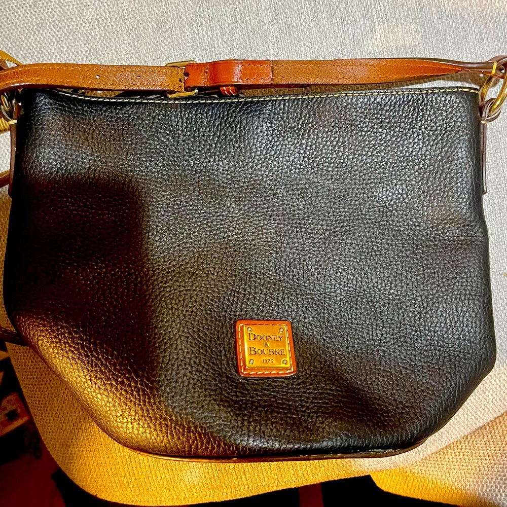 Dooney & Bourke bucket bag